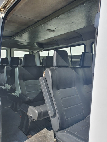 Mercedes-benz Mb Sprinter 313 Cdi 15+1 2006 / Financiamos
