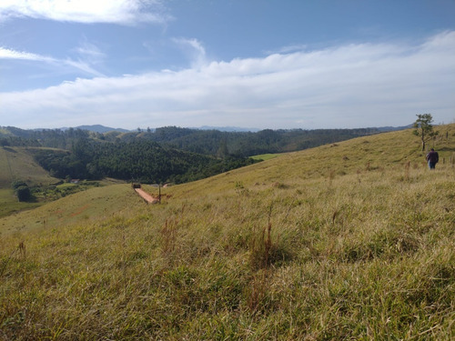 Imagem 11 de 21 de W-19 Terreno Em Local De Chácara Em Santa Isabel-sp. Venha Conhecer O Local E Benefícios!!!