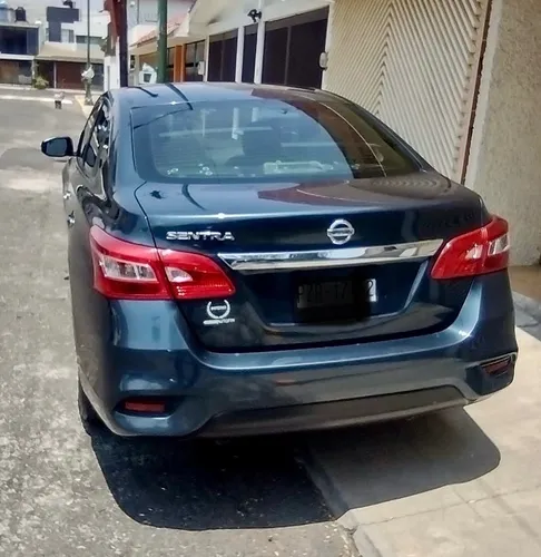 Nissan Sentra 1.8 Advance Cvt