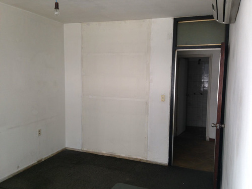Venta Oficina 2 Ambientes Ciudad Vieja Montevideo