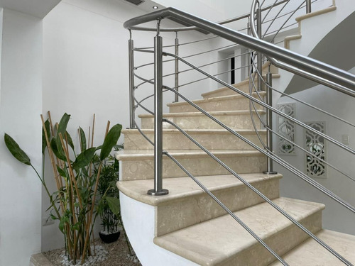 Imagen 12 de 27 de Venta De Casa Con Acabados De Lujo Urbanización Portofino Ah