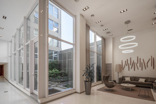 Venta Of.104m2 C/ Enorme Cochera - Piso Alto - Libertador Y Juramento