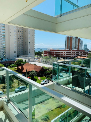 Imagen 3 de 28 de Venta De Hermoso Apartamento A Metros Del Mar