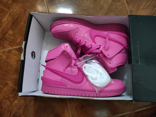 Zapatos Nike Dunk Ambush (fucsia)