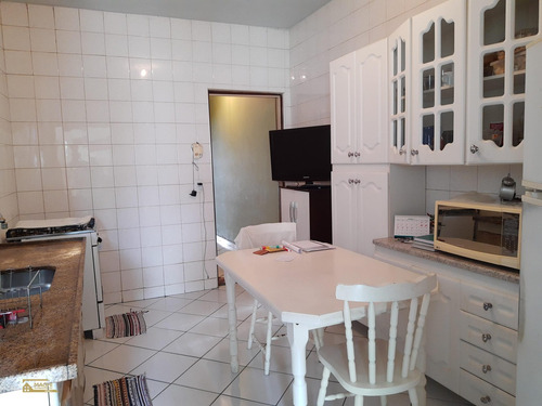 Imagem 2 de 11 de Casa 02 Dormitórios No Centro De Salto Sp - Ca00080 - 69191180