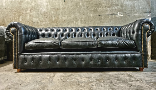 Chesterfield Cuero Entrega En Stock - Sin Demoras!