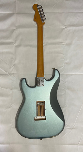 Fender Stratocaster Vintera 60s (Usado)