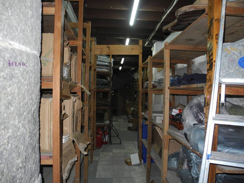 Imagen 2 de 14 de Venta De Local Comercial En Ciudad Vieja