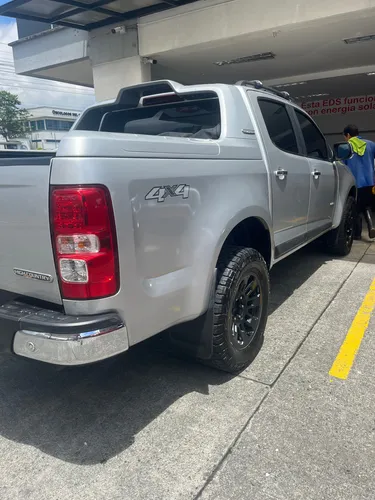 Chevrolet Colorado 2.8 High Country