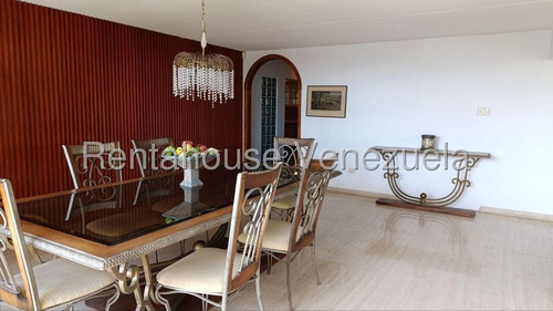 Casa En Venta En Prados Del Este Calle Cerrada Tres Niveles