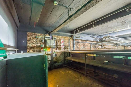 Excepcional Y Unica Propiedad Comercial En La Mejor Zona De San Telmo!!