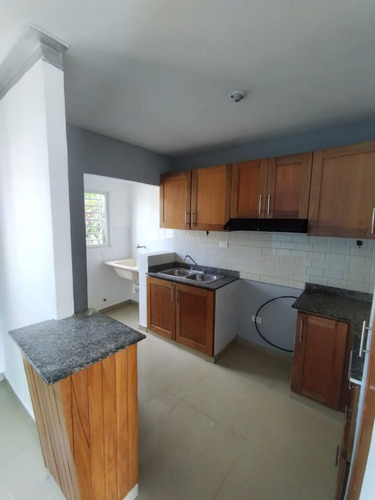Vendo Apartamento En El Residencial Manantial De Colinas Próximo Al Olé, Av. Jacobo Majluta, Santo Domingo Norte, República Dominicana