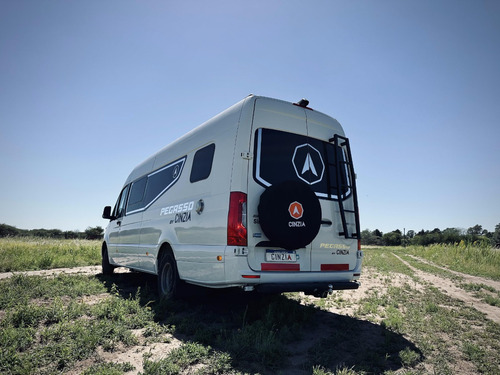 Motorhome Sobre Furgón Pegasso Sprinter 517 Equipamiento