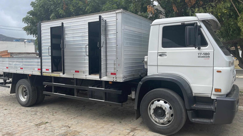 Imagem 2 de 8 de Volkswagen 17-180