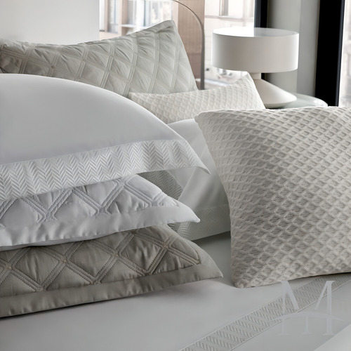 Jogo Cama Queen 300 Fios By The Bed The East 04 Peças Branco Desenho Do Tecido Liso