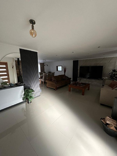 Parcela 1300m2 Con Casa 218m2. Los Andes