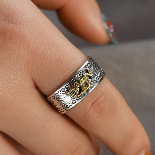 Anillo de la suerte para 2025 hombre