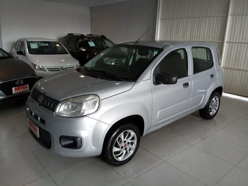 Imagem 1 de 9 de Fiat Uno Attractive 1.0 2016