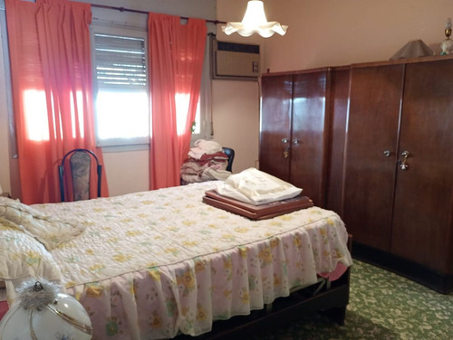 Casa 2 Dorm Monseñor P Cabrera