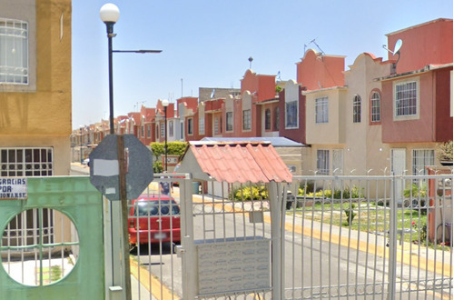 Casa En Venta Cto 13 Av. Simon Bolivar no 39 Las Americas Ecatepec / Recuperación Bancaria Laab2