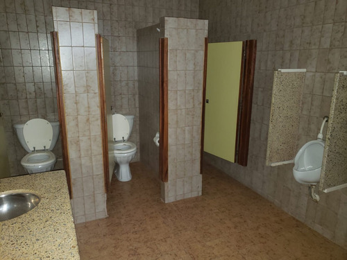 Imagen 9 de 27 de Venta Edificio Zona La Loma