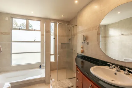 Casa En Venta En Guaymaral. Cod V12950