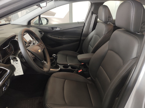 Imagen 9 de 11 de Chevrolet Cruze 5 1.4 Lt Mt 5p