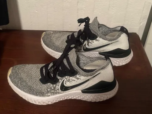Nike epic react flyknit deals hombre