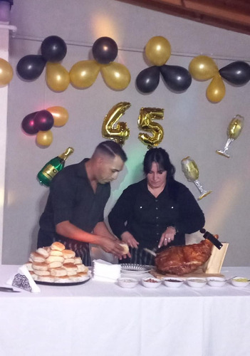 Pernil De Cerdo De 9 Kilos Para 20 A 30