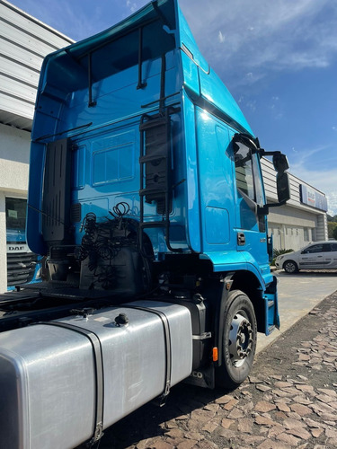 Imagem 14 de 15 de Iveco Stralis 440