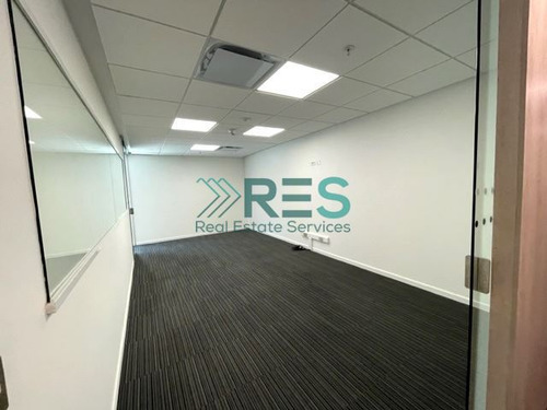 773,86 M2 Estupenda Oficina Apoquindo-metro Manquehue!!!!