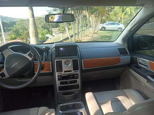 Chrysler Town E Country