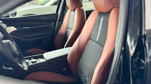 Mazda 3 2.5 Grand Touring Lx Carbon Edition At