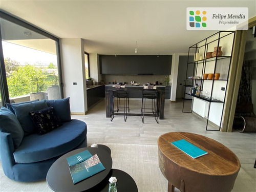 Espectacular Departamento Duplex En Vitacura, Vista Segurada