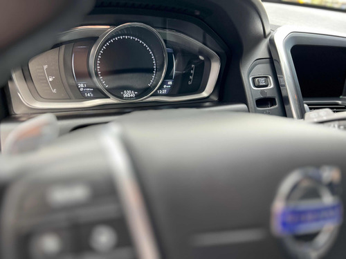 Volvo XC60 2.0 T5 High 240cv At
