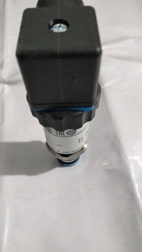 Sensor Transmisor D Presión Con Membrana Aflorante S-11 Wika
