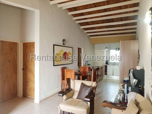 Julian Galindez Vende Excelente Casa En La Piedad Norte Cabudare #25-19839