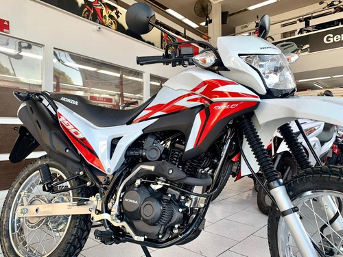 Imagen 14 de 17 de Honda Xr190l Enduro Conquista Todos Los Terrenos En Genamax!
