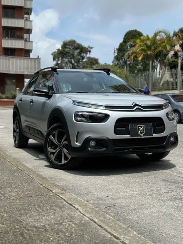 Citroën C4 Cactus 1.6 Shine Turbo Aut