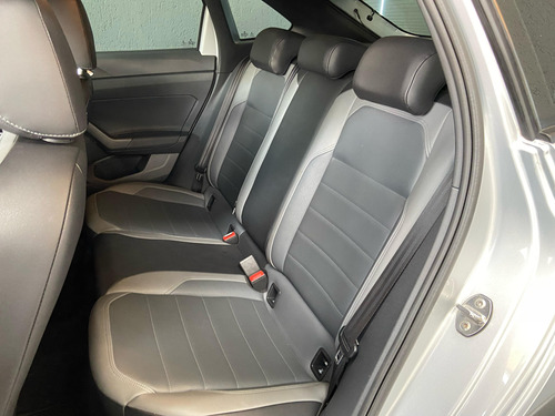 Volkswagen Nivus 1.0 Highline 200 Tsi Aut. 5p marchas