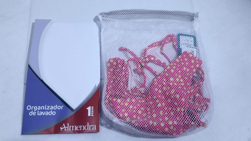 Imagen 2 de 6 de Bolsa Organizadora De Lavado Ropa Delicada Almendra 28