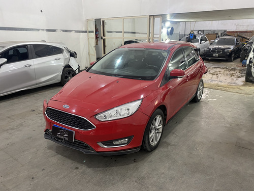 Ford Focus 2.0 Se 2016 En Marcha Y Andando Chocado Poloautos