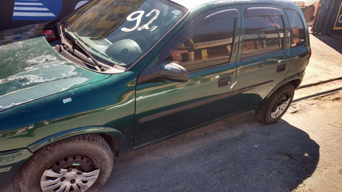 Imagem 4 de 9 de Sucata Corsa 1.0 Wind 5p