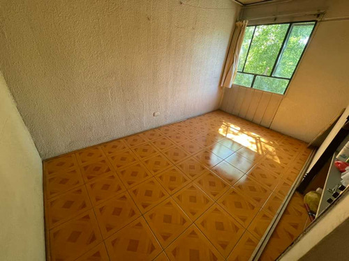 Vendo Amplio 3 Dor+1 Baño Con Estacionamiento (108620)