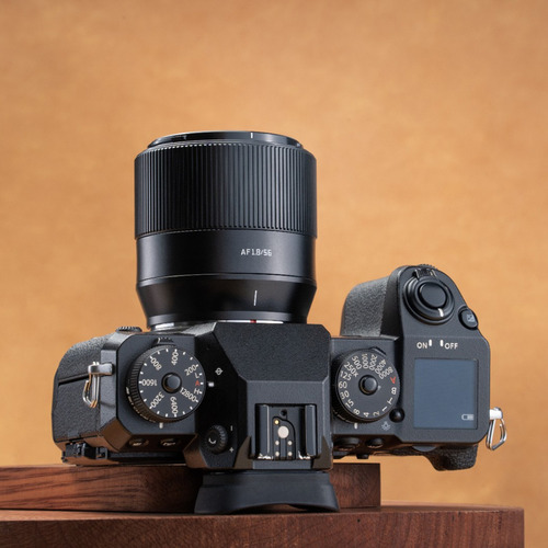 Lente Ttartisan 56mm F1.8 Aps-c Para Câmeras Sony E-mount