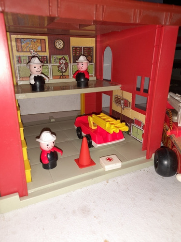 Fisher Price Fire Station Little People Estacion De Bomberos (Usado)