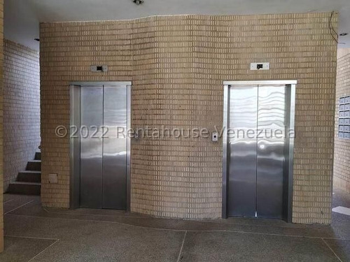 Imagen 2 de 15 de Apto. En Venta Playa Grande #23-10175 Johana Blan 04123368346