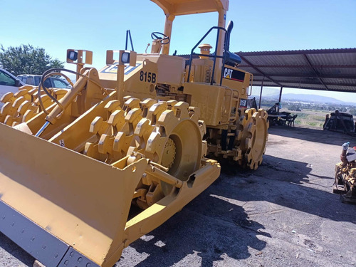 Imagen 3 de 10 de Compactador Caterpillar Pata De Cabra 815b