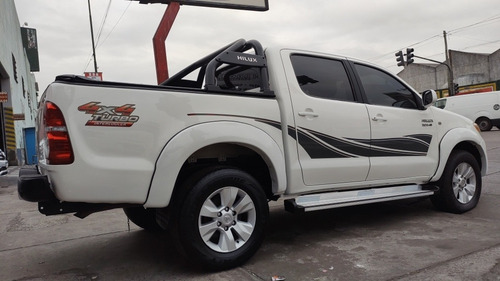 Imagen 6 de 10 de Toyota Hilux Doble Cab. 2.5 Dx 4x4 2008 Di Buono