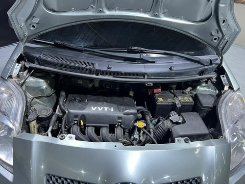 Imagen 4 de 8 de Toyota Yaris .